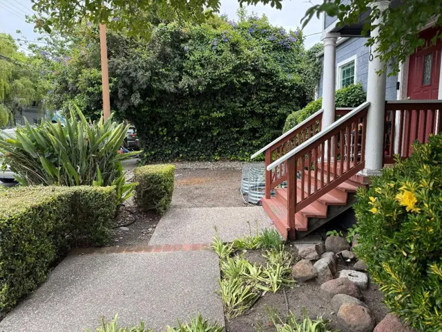 310 Oak Avenue, Redwood City, California 94061