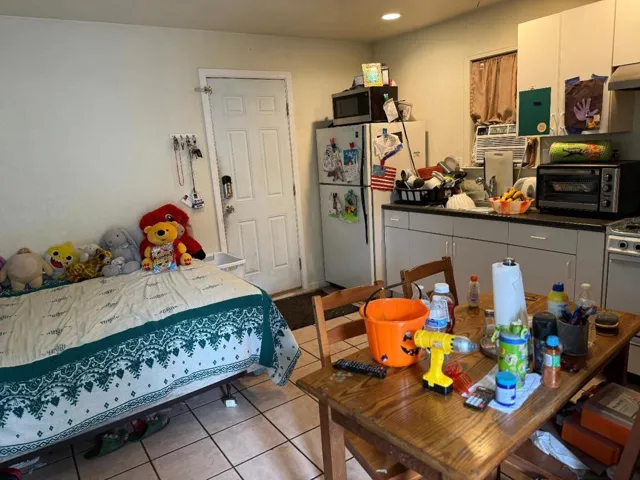 310 Oak Avenue, Redwood City, California 94061