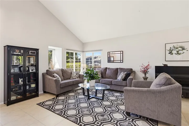 27923 Redwood Glen Road, Valencia, California 91354