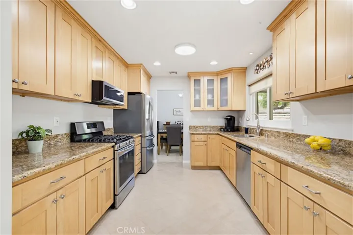 27923 Redwood Glen Road, Valencia, California 91354