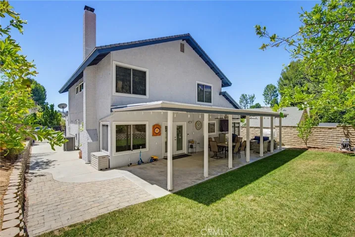 27923 Redwood Glen Road, Valencia, California 91354