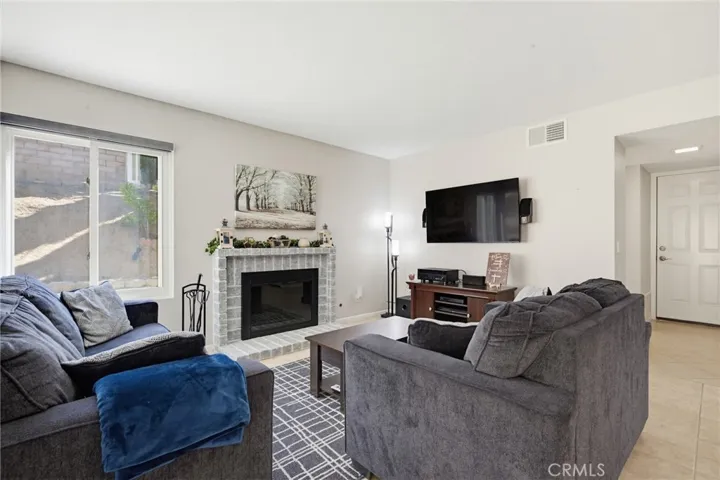 27923 Redwood Glen Road, Valencia, California 91354