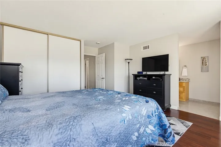 27923 Redwood Glen Road, Valencia, California 91354