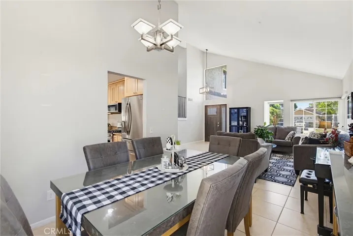 27923 Redwood Glen Road, Valencia, California 91354