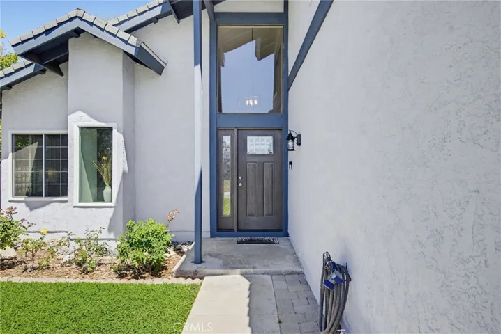 27923 Redwood Glen Road, Valencia, California 91354