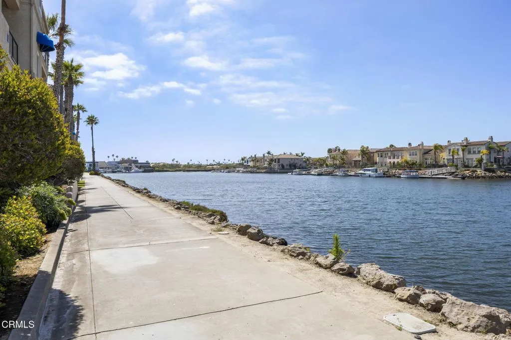 66-web-or-mls-1737Emerald156