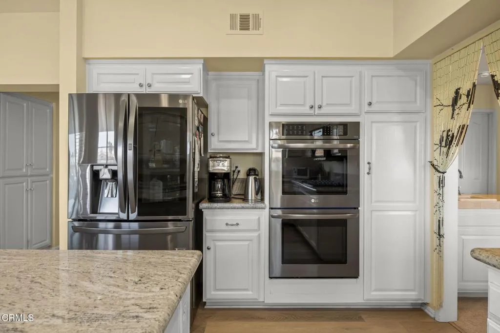 41-web-or-mls-1737Emerald114