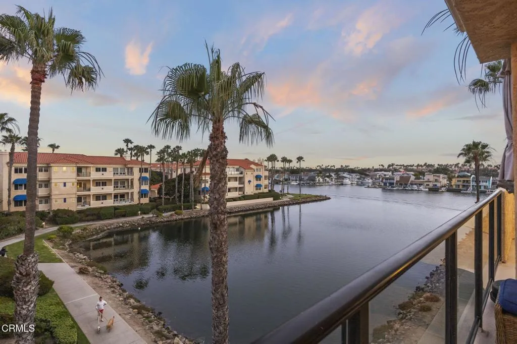 4-web-or-mls-1737Emerald-TWI020