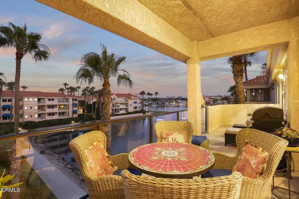 9-web-or-mls-1737Emerald-TWI030