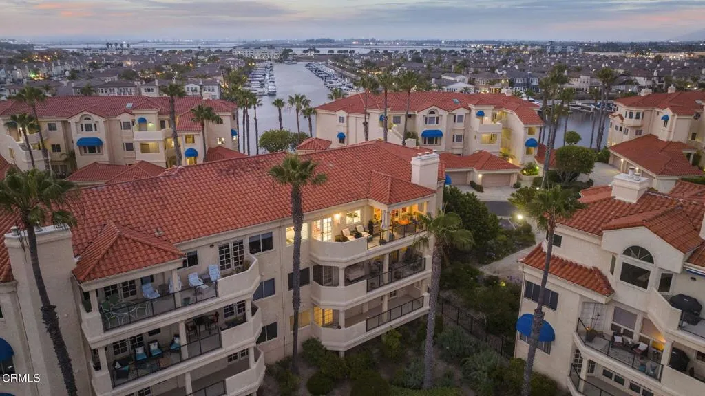 17-web-or-mls-1737Emerald-TWI-AER027