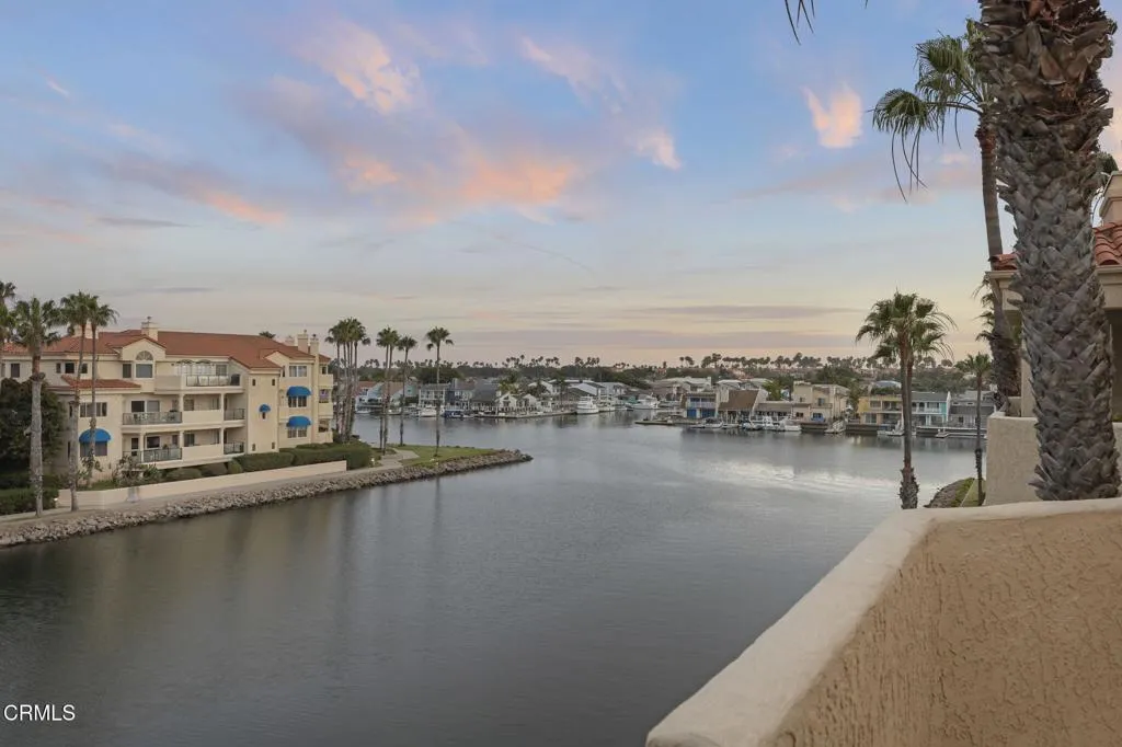 5-web-or-mls-1737Emerald-TWI005