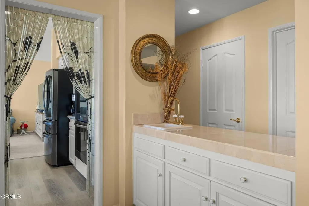 46-web-or-mls-1737Emerald090