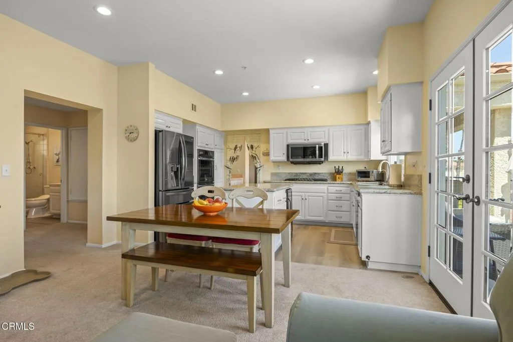 45-web-or-mls-1737Emerald-03
