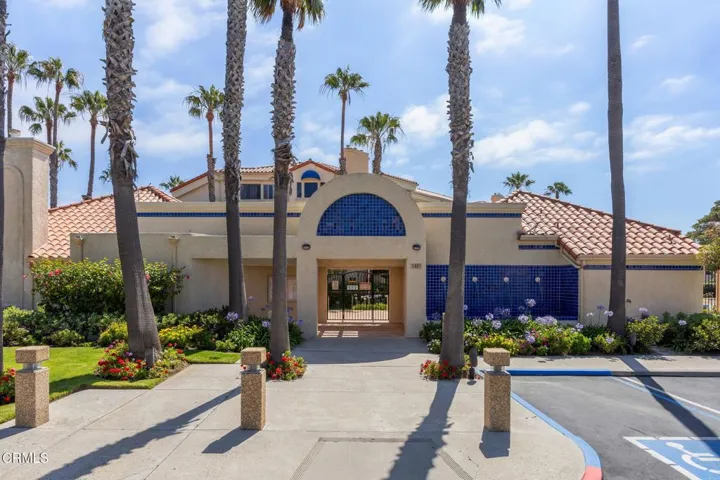 63-web-or-mls-1737Emerald143