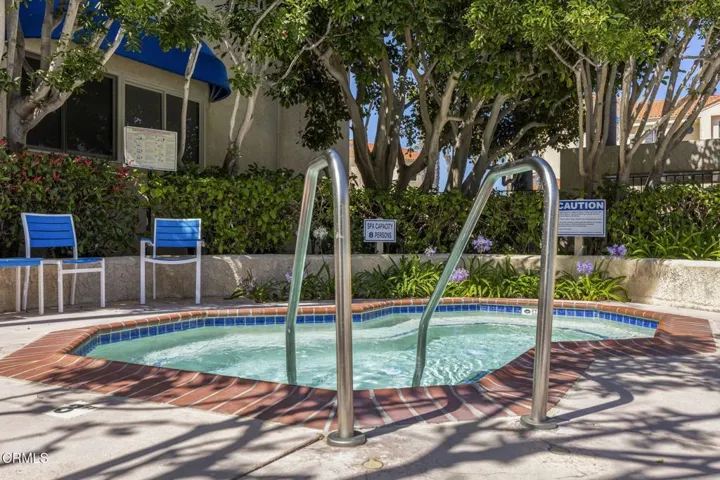 65-web-or-mls-1737Emerald140