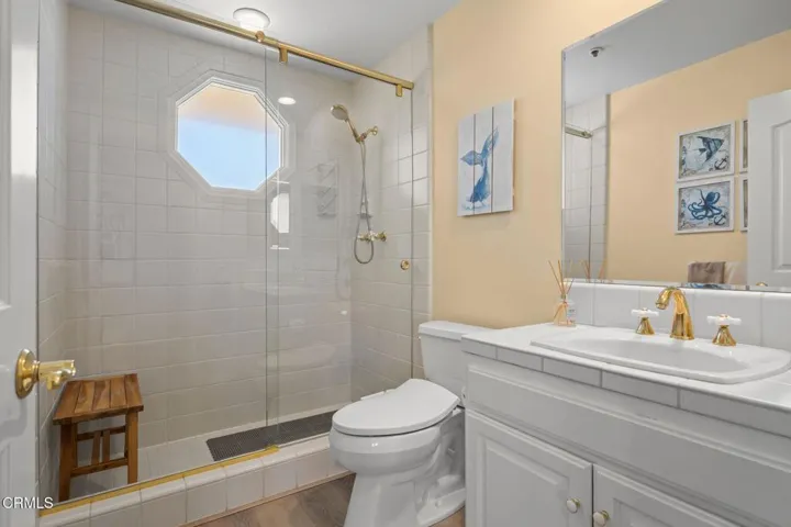 58-web-or-mls-1737Emerald129