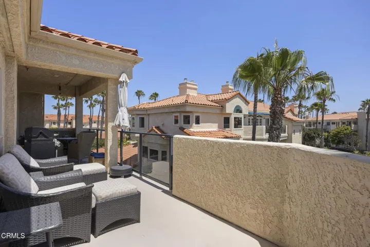 36-web-or-mls-1737Emerald045