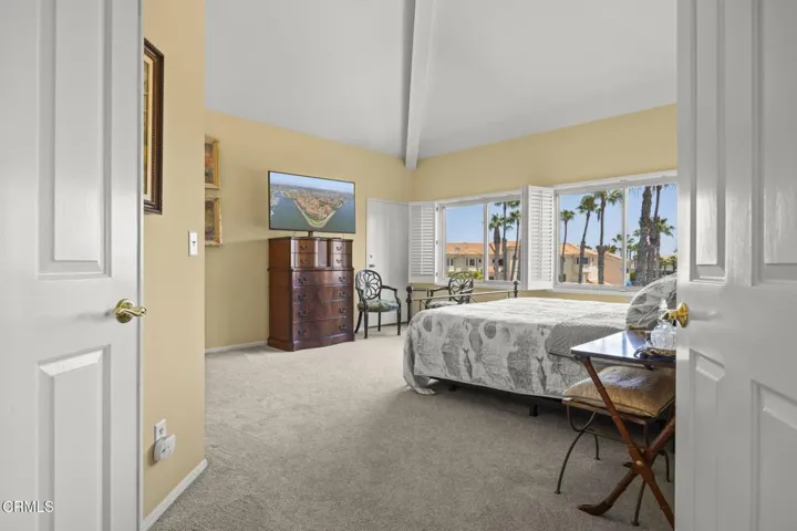 48-web-or-mls-1737Emerald003