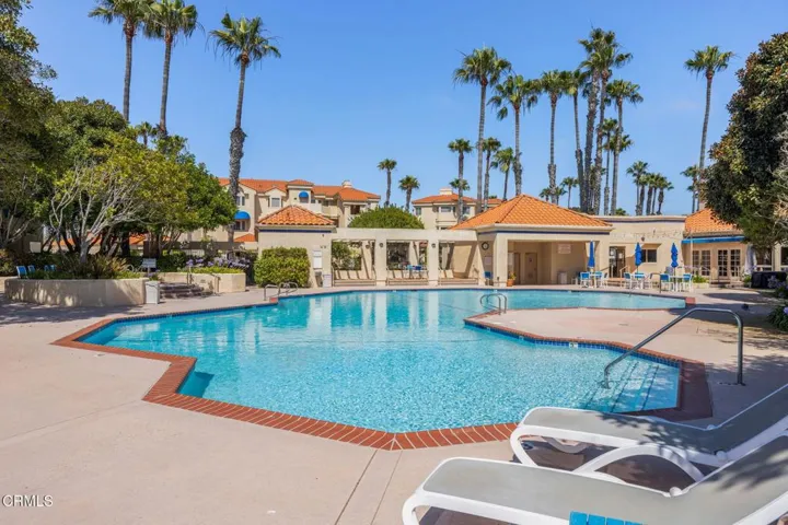 64-web-or-mls-1737Emerald137
