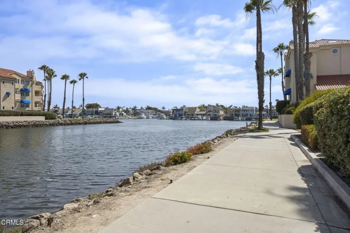 68-web-or-mls-1737Emerald164