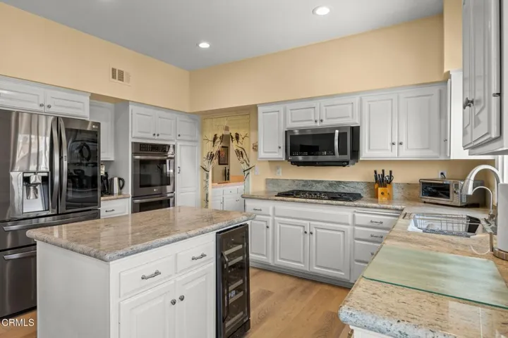 38-web-or-mls-1737Emerald108