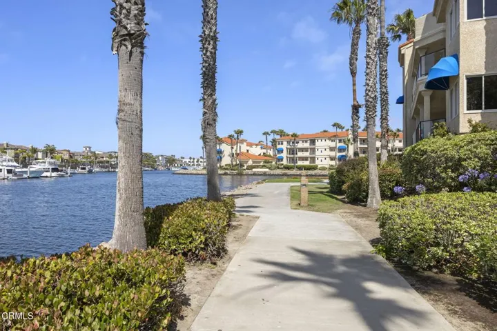 67-web-or-mls-1737Emerald158