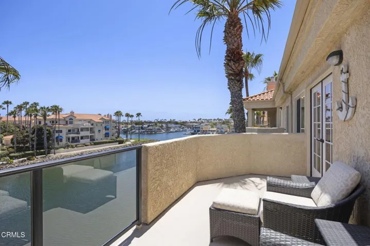 35-web-or-mls-1737Emerald038