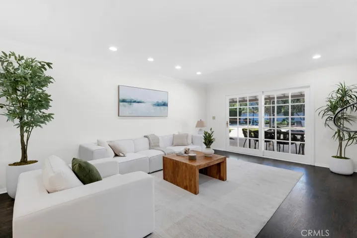 18950 Merridy Street, Northridge, California 91324