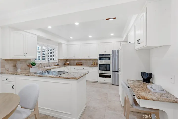 18950 Merridy Street, Northridge, California 91324