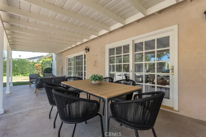 18950 Merridy Street, Northridge, California 91324