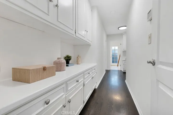 18950 Merridy Street, Northridge, California 91324