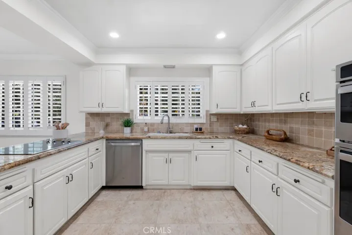 18950 Merridy Street, Northridge, California 91324