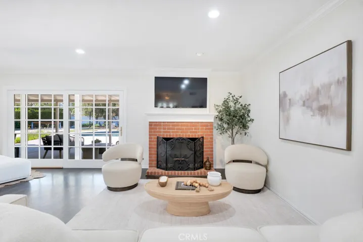 18950 Merridy Street, Northridge, California 91324