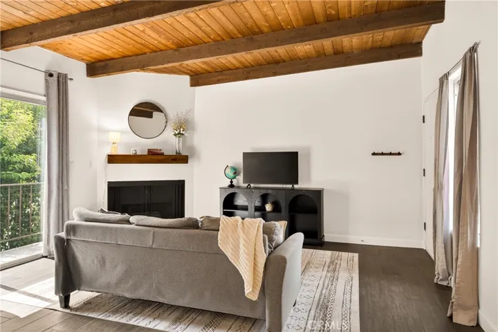 4230 Whitsett Avenue 6, Studio City, California 91604 — photo 4