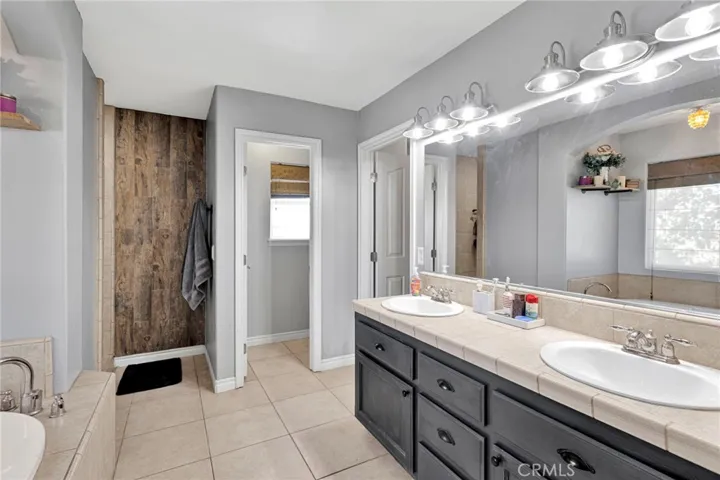 3632 Cambria, Phelan, California 92371