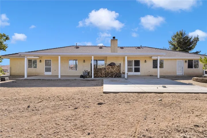 3632 Cambria, Phelan, California 92371