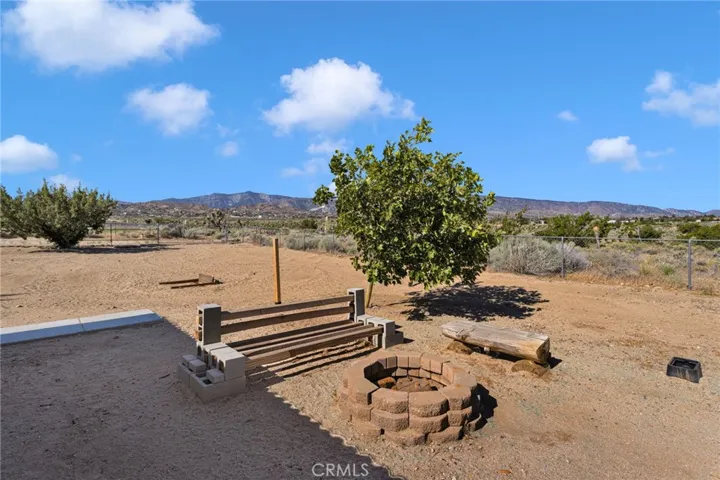 3632 Cambria, Phelan, California 92371