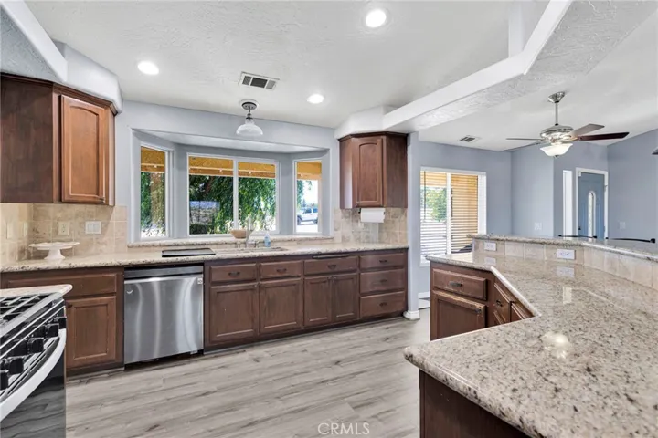 3632 Cambria, Phelan, California 92371
