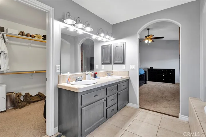 3632 Cambria, Phelan, California 92371