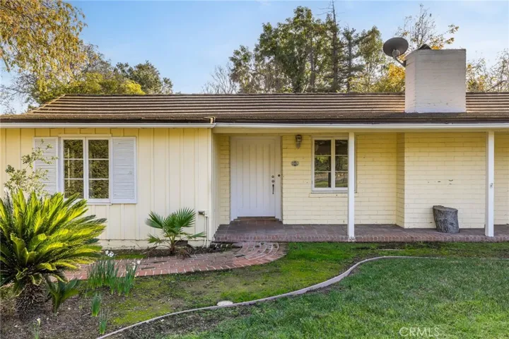 2976 Lombardy Rd, Pasadena, California 91107