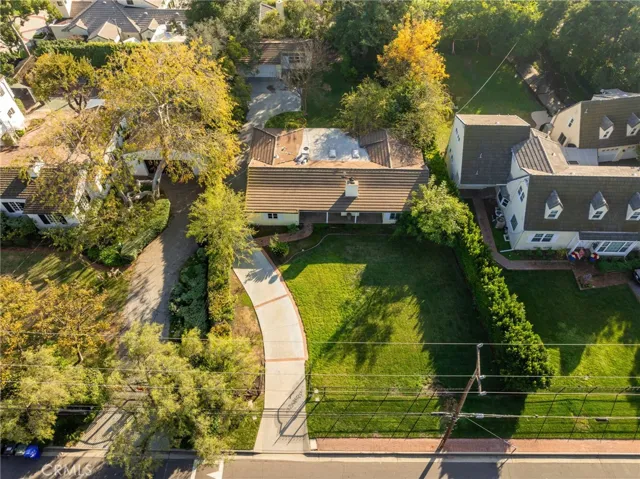2976 Lombardy Rd, Pasadena, California 91107