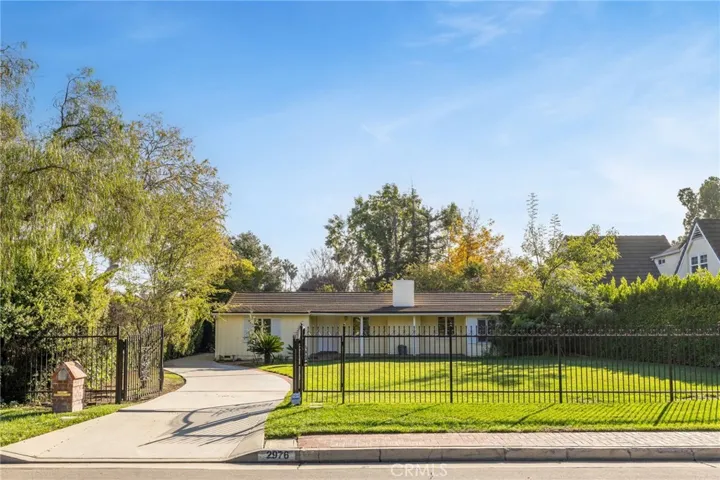 2976 Lombardy Rd, Pasadena, California 91107