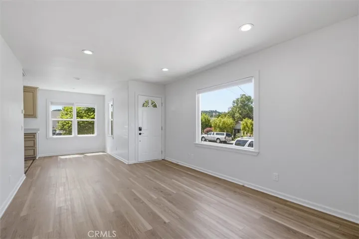 32 Rafael, San Luis Obispo, California 93405