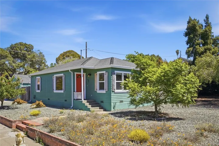 32 Rafael, San Luis Obispo, California 93405