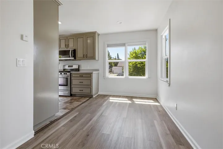32 Rafael, San Luis Obispo, California 93405