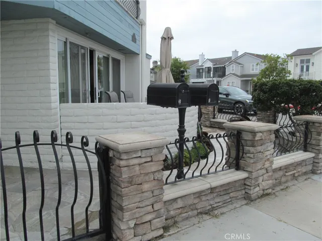 520 W. Balboa Boulevard, Newport Beach, California 92661