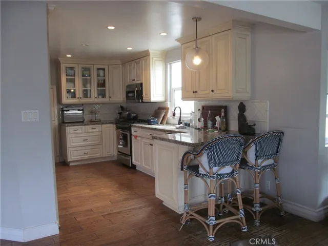 520 W. Balboa Boulevard, Newport Beach, California 92661