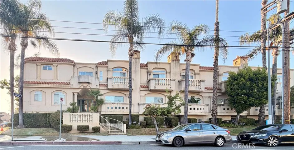 4970 Kester Avenue 10, Sherman Oaks, California 91403
