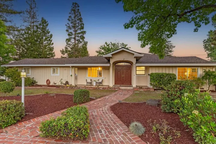20096 Chateau Drive, Saratoga, California 95070