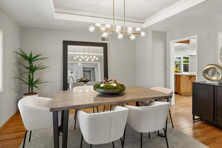 20096 Chateau Drive, Saratoga, California 95070